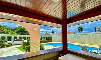 Imagem: AB/ Casa à venda no Calhau com 05 suítes/