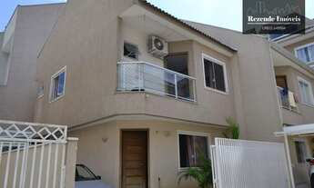 Imagem 2: C-SO0760 - Uberaba, Excelente Sobrado, 3 Quartos, 1 Suíte, 2 Vagas, Churrasqueira