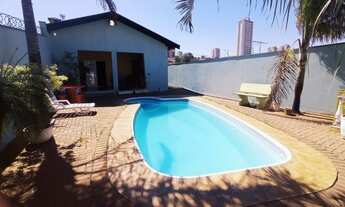 Imagem 5: Casa para Venda em Bauru, Parque Jardim Europa, 3 dormitórios, 2 suítes, 4 banheiros, 2 va