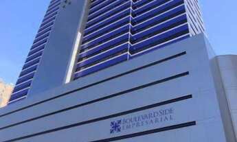 Imagem 2: Conjunto de Salas, acabamento alto Padrão, finamente decorado no Boulevard Side