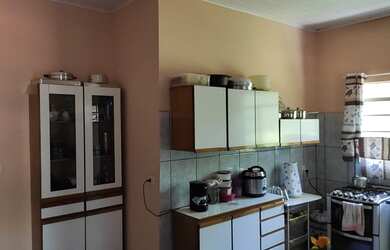 Imagem 5: Chácara para venda possui 1.511 m2, casa muito boa e pomar