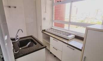 Imagem 3: Estreito apto padrão Beco Castelo amplo desocupado