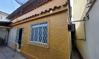 Imagem 2: Casa 2 qts com quintal e piscina a venda no Retiro!!