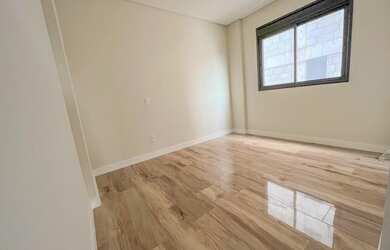 Imagem 6: Apto novo alto padrão com 02 suítes 02 vagas em Bombas - pagamento facilitado