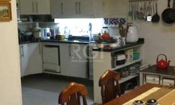 Imagem 7: Porto Alegre - Casa Padrão - Cavalhada