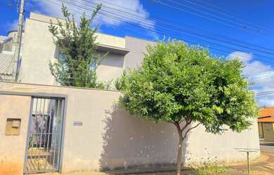 Imagem 4: Sobrado à venda, Jardim Pioneiros, Londrina, PR