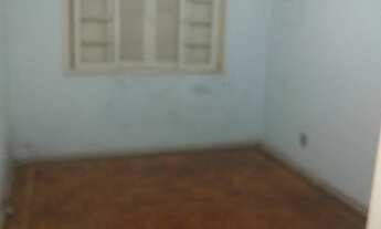 Imagem 7: Imóvel comercial para aluguel possui 350 metros quadrados com 2 quartos