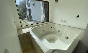 Imagem 4: Casa para venda possui 223 metros quadrados com 3 quartos em Carlos Guinle - Teresópolis