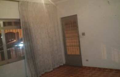 Imagem 3: Imóvel comercial para aluguel possui 350 metros quadrados com 2 quartos