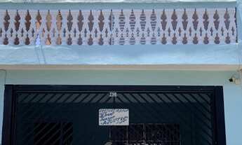 Imagem: Vende-se casa de 218 metros quadrados com