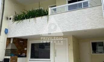 Imagem: Casa à venda, 4 quartos, 2 suítes, 2 vagas