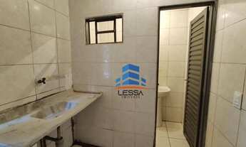 Imagem 5: Galpão no Jardim Petrópolis em frente a creme mel