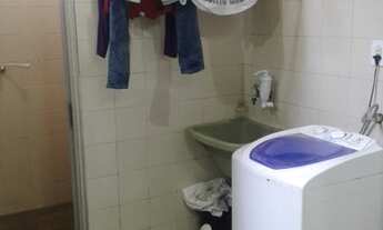 Imagem 3: Sobrado para venda possui 120 metros quadrados com 2 quartos em Ponta da Praia - Santos