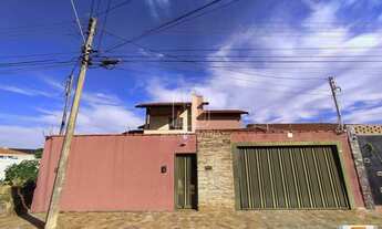 Imagem 1: Casa (sobrado na rua) 4 dormitórios/suite, cozinha planejada