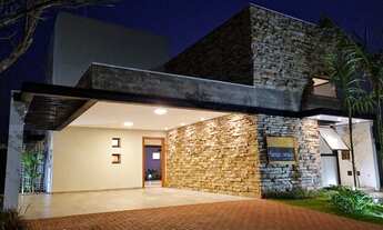 Imagem: Vendo casa condomínio Uberaba