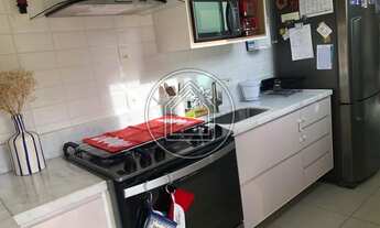 Imagem 7: Cobertura para venda possui 133 metros quadrados com 2 quartos em Badu - Niterói - RJ