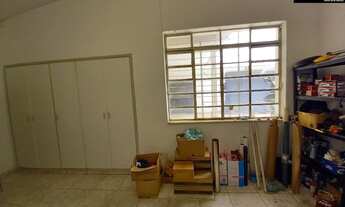 Imagem 7: Imóvel Comercial no Setor Oeste, 490 m² de Lote, 4 Quartos, encostado na Praça do Racha