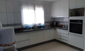 Imagem 7: Casa no condomínio Alphagarden com 277 metros quadrados