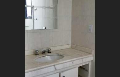 Imagem 7: Apartamento para Venda em Salvador, Pituba, 4 dormitórios, 2 suítes, 3 banheiros, 2 vagas