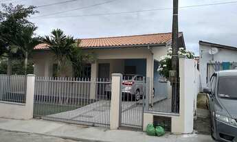 Imagem 2: Ampla Casa de 03 Dormitórios nos Ingleses - R$ 480mil