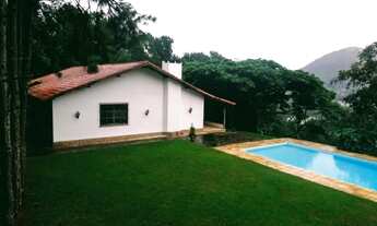 Imagem 2: Térrea para venda com 300 metros quadrados com 4 quartos em Nogueira - Petrópolis - RJ