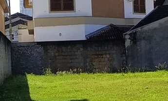 Imagem 4: Casa para venda tem 290 metros quadrados com 4 quartos