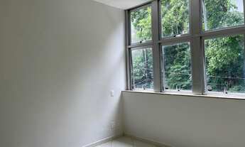 Imagem 3: Apartamento para venda com 132 metros quadrados com 3 quartos em Laranjeiras - Rio de Jane