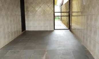 Imagem 6: Casa para aluguel possui 300 metros quadrados com 5 quartos