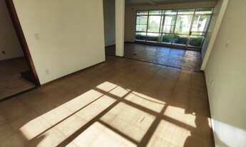 Imagem: Casa de 4 quartos sendo 2 suítes, piscina