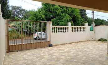 Imagem 2: Casa com 3 dormitórios, 1 suíte, 4 vagas, 250 m² - venda por R$ 430.000 ou aluguel por R