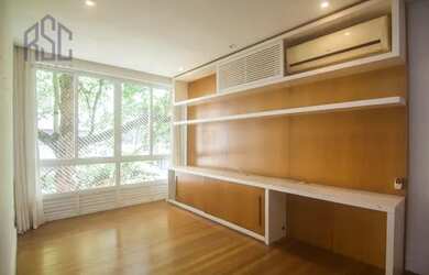 Imagem 3: Cobertura Duplex Reformada a venda com 272m2 com 3 Quartos - 1 Suíte - 2 Vagas na Gávea