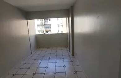 Imagem 6: Apartamento reformado, suíte com 3/4 a 300 MTs da Estação Praça do Relógio