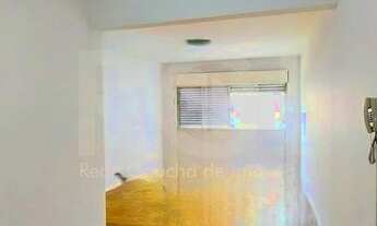 Imagem 5: Ferreira Imóveis aluga apartamento de 2 dormitórios. no bairro Moinhos de Vento