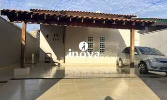 Imagem: Casa à venda, 3 quartos, 1 suíte, 4 vagas