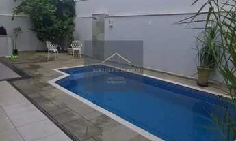 Imagem: Casa de condomínio com 3 quartos, 225m2