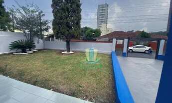 Imagem 4: Casa com 5 dormitórios para alugar com 194 m² por R$ 3.700/mês na Vila Maracanã em Foz do