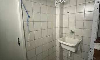 Imagem 3: Apartamento para aluguel possui 82 metros quadrados com 3 quartos em Boa Viagem - Recife