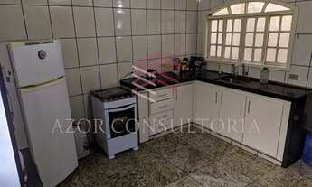 Imagem 4: Sobrado para venda possui 400 metros quadrados com 6 quartos