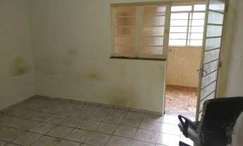 Imagem 4: Casa para Locação em Mogi das Cruzes, Jardim São Pedro, 2 dormitórios, 1 banheiro, 2 vagas