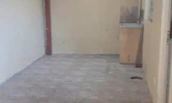 Imagem 5: Casa de fundo Casa com 1 dormitório