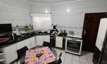 Imagem: Casa com 3 dormitórios à venda, 210 m²