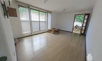 Imagem: PORTO ALEGRE - Casa Padrão - Medianeira