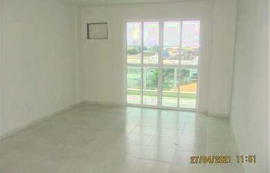 Imagem 2: Apto 2 Quartos (1 Suíte) com Varanda + Dependência Empregada + Vaga (carro ou moto