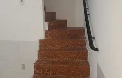 Imagem 5: CASA DE FUNDOS - 1 DORM - ALUGA - PRAÇA DA ARVORE