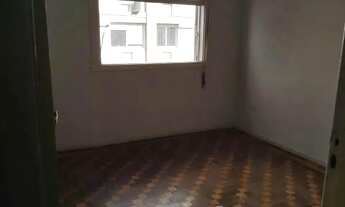 Imagem 2: Ótimo apartamento reformado, localizado no 4º andar, de frente, com excelente orientação s