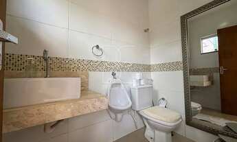 Imagem 7: Imóvel para venda possui 350 metros quadrados com 4 quartos