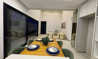 Imagem 2: Vende-se Casa com 3 suítes nova com moveis em Palmas -To