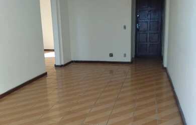 Imagem 5: Arsenal Imóveis vende-Apartamento com varanda de frente, para o 7 batalhão com 2 quartos