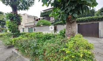 Imagem 4: Maria da Graça Casa com 5 dormitórios