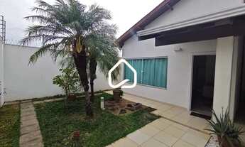 Imagem 4: Casa térrea com piscina e energia solar - Carandá Bosque III